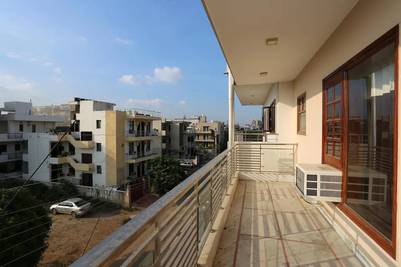 OYO 6602 Home Stay Jannat Residency Gurgaon 3*,
